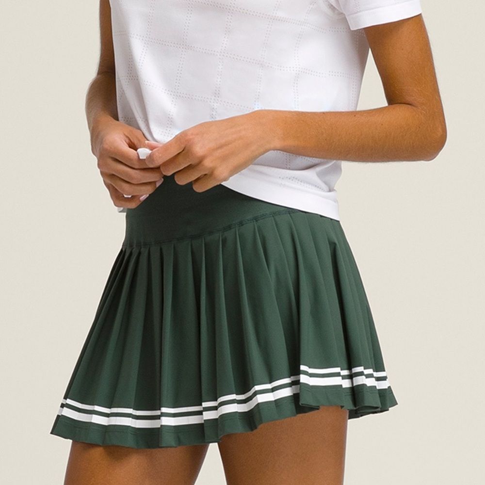 WILSON Midtown Tennis Skirt Sycamore Green White Stripe sz Small Lined Pleated